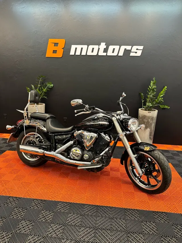 Carro Yamaha Xvs Midnight 2012 950