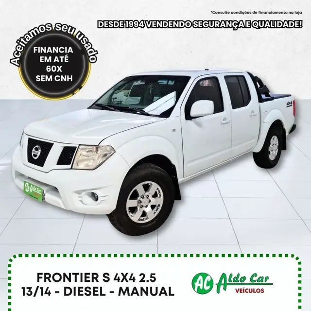 Carro Nissan Frontier 2014 2.5 TD CD 4x4 S