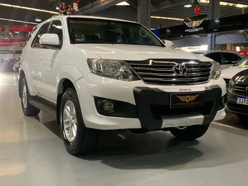Toyota Hilux SW4 2.7 4x2 SR