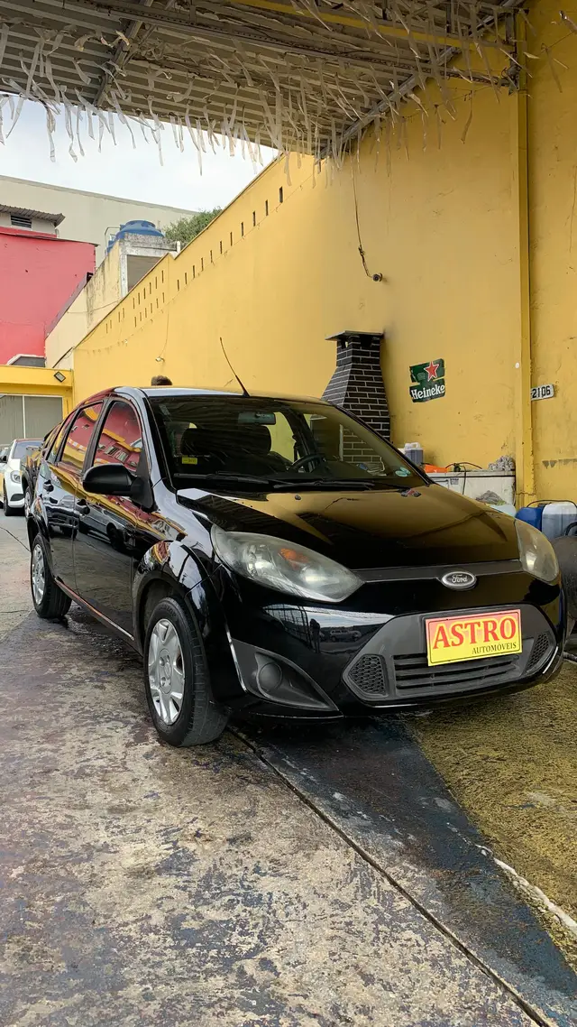 Carro Ford Fiesta Hatch 2012 1.0 (Flex)