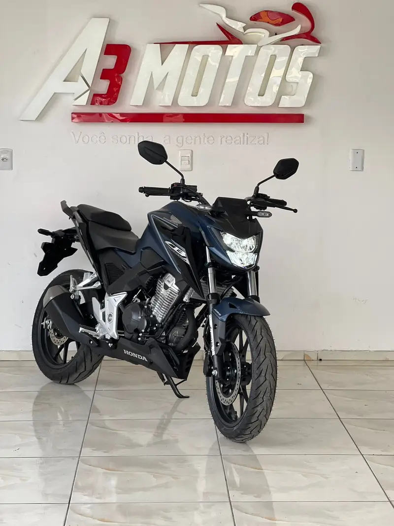 Honda CB 300F Twister (ABS)