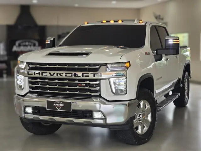 Carro Chevrolet Silverado 2022 2500HD LTZ