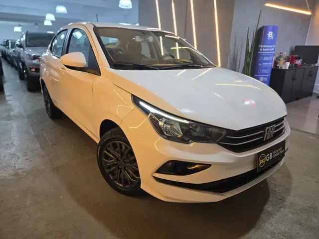Carro Fiat Cronos 2023 Drive 1.0 (Flex) MT