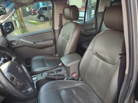 Frontier 2.5 TD CD 4x4 SL (Aut)