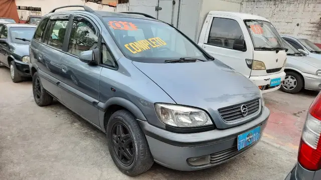 Carro Chevrolet Zafira 2001 CD 2.0 16V