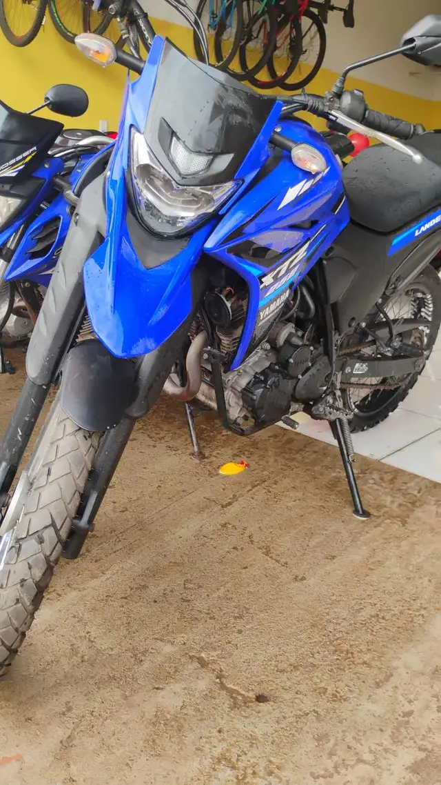 Carro Yamaha XTZ 250 Lander 2023 ABS