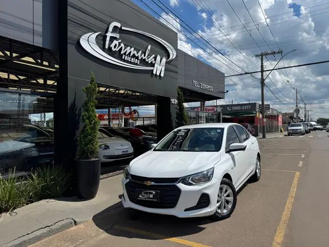 Carro Chevrolet Onix Plus 2021 1.0 LT (Flex)