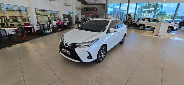 Carro Toyota Yaris 2023 XLS 1.5 (Flex) (Aut)