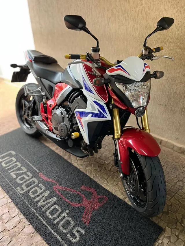 Carro Honda CB 1000R 2015 (ABS)