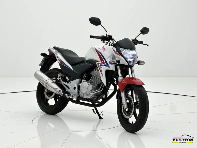 Honda CB 300R Repsol