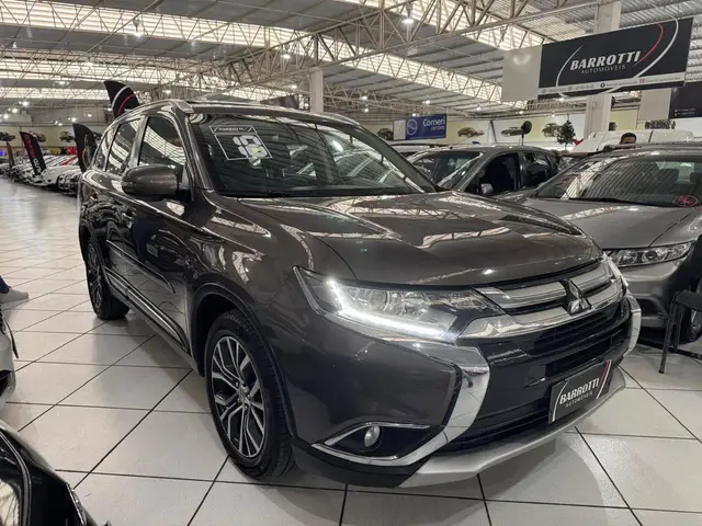 Carro Mitsubishi Outlander 2018 2.0 16V CVT