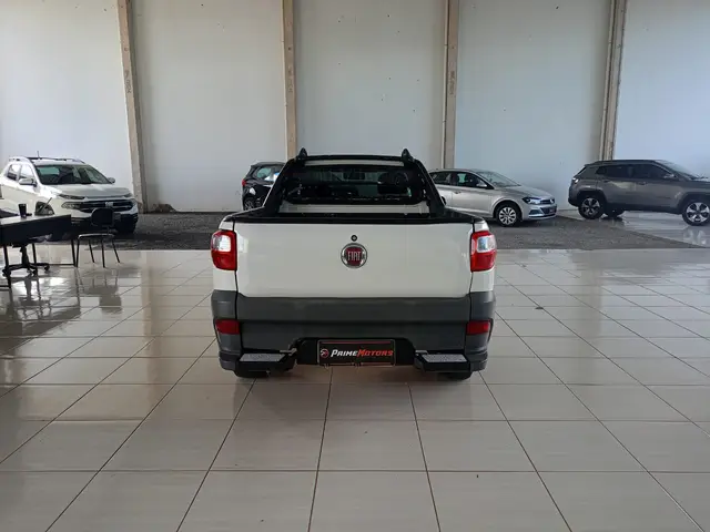Carro Fiat Strada 2018 Hard Working 1.4 (Flex) (Cabine Simples)