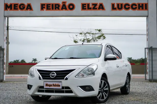Carro Nissan Versa 2018 1.6 16V SL FlexStart CVT (Flex)