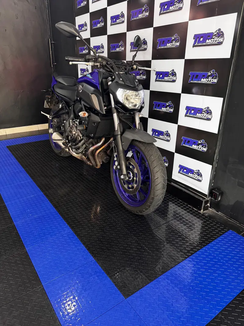 Yamaha MT-07 ABS