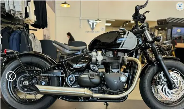 Carro Triumph Bonneville Bobber 2024 ABS