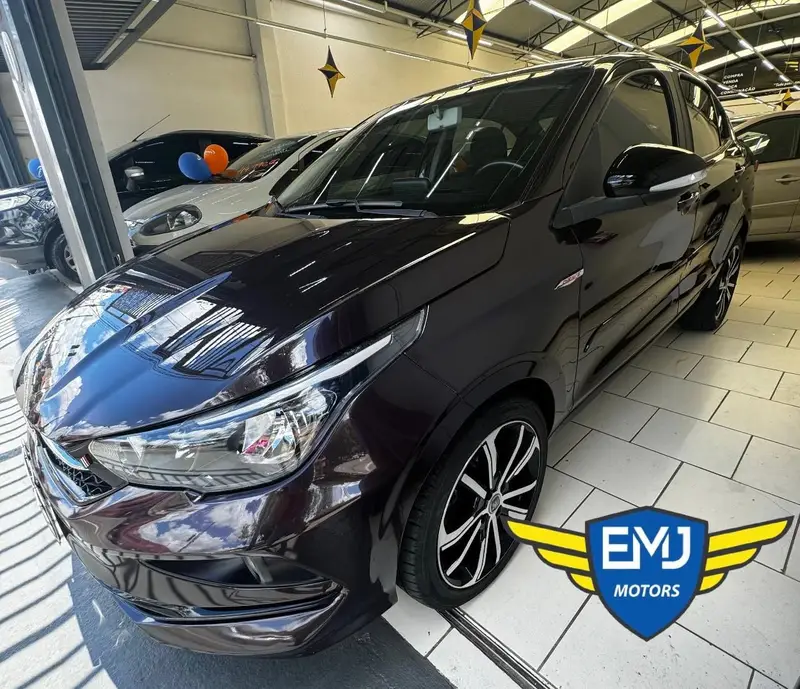 Fiat Cronos 1.8 Drive (Aut) (Flex)