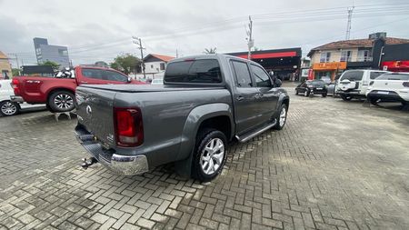 Amarok Highline 3.0 CD 4x4 TDi (Aut) (Diesel)