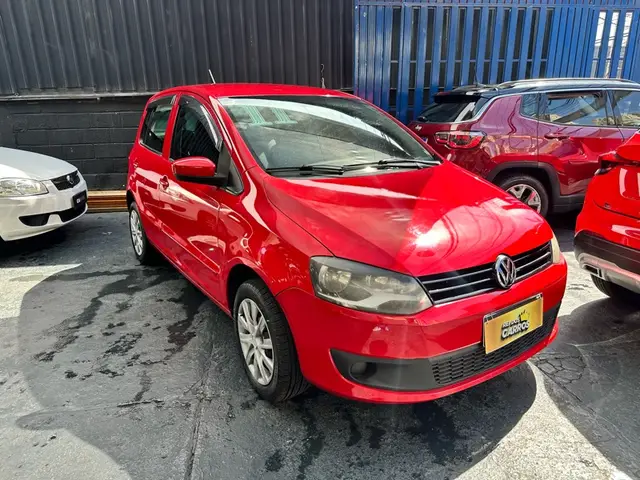 Carro Volkswagen Fox 2011 1.0 8V (Flex) 4p