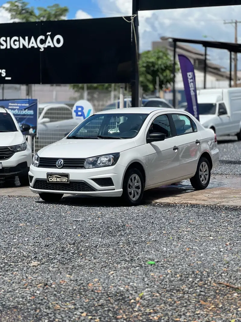Volkswagen Voyage 1.0 MPI (Flex)