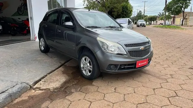Carro Chevrolet Agile 2011 LTZ 1.4 8V (Flex)