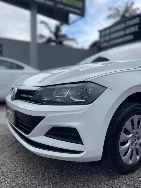 Volkswagen Polo 1.0 (Flex)
