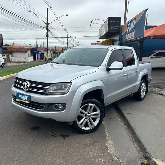 Carro Volkswagen Amarok 2015 2.0 CD 4x4 TDi Highline (Aut)