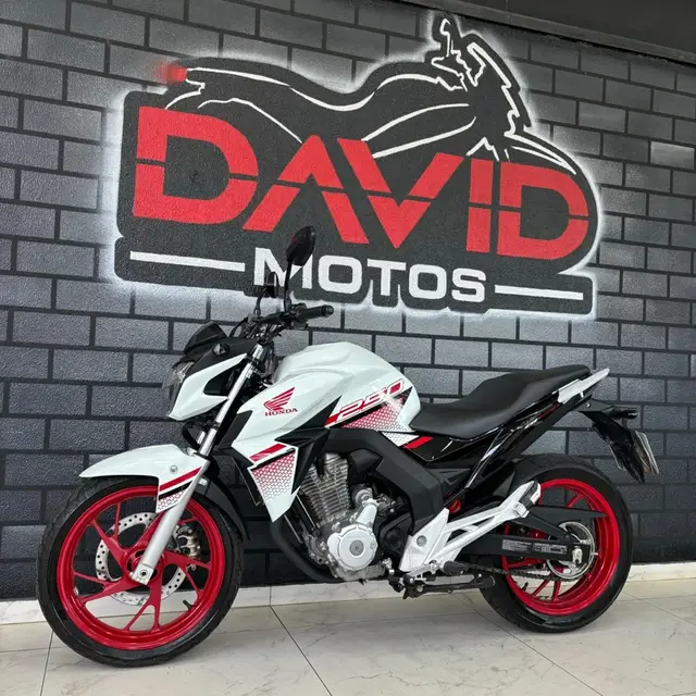 Moto Honda CB 250F Twister 2022 (CBS)