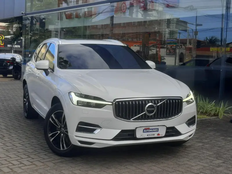 Volvo Momentum T8 2.0 Hybrid AWD (Aut)