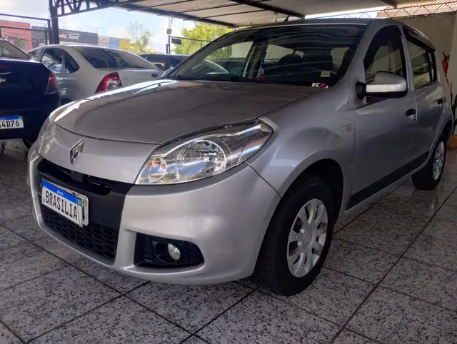 Carro Renault Sandero 2013 Expression 1.0 16V (flex)