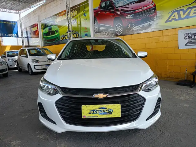 Carro Chevrolet Onix 2023 LT 1.0