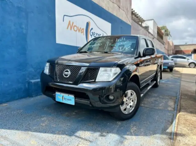 Carro Nissan Frontier 2016 2.5 TD CD S 4x4