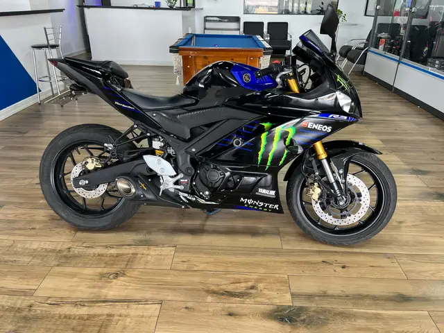 Carro Yamaha YZF R3 2021 (ABS)