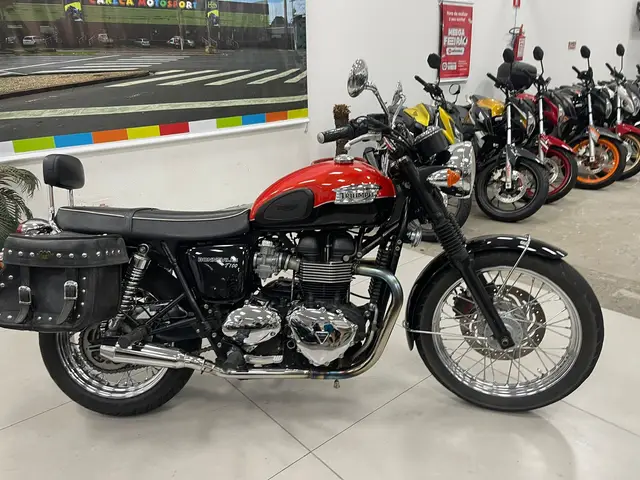 Carro Triumph Bonneville T100 2015 T 100
