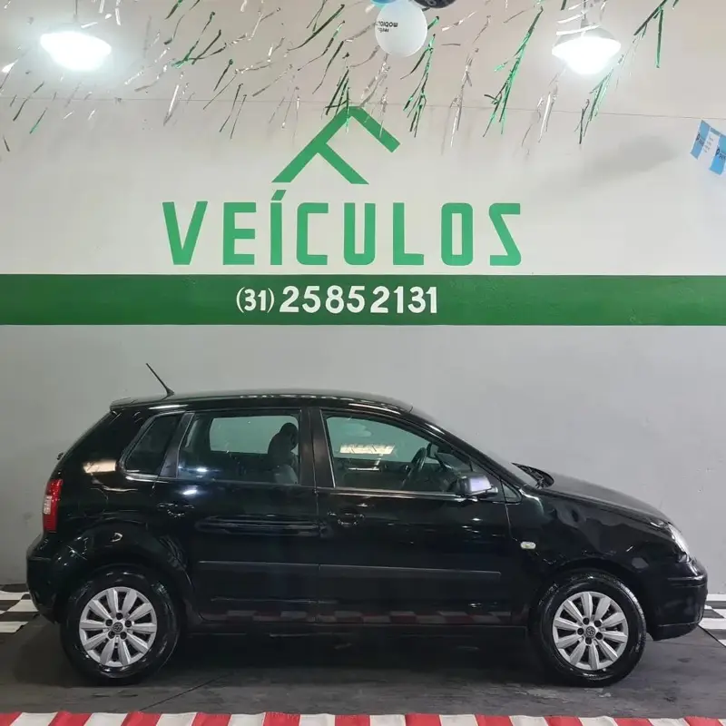 Volkswagen Polo Hatch. Comfortline 1.6 8V
