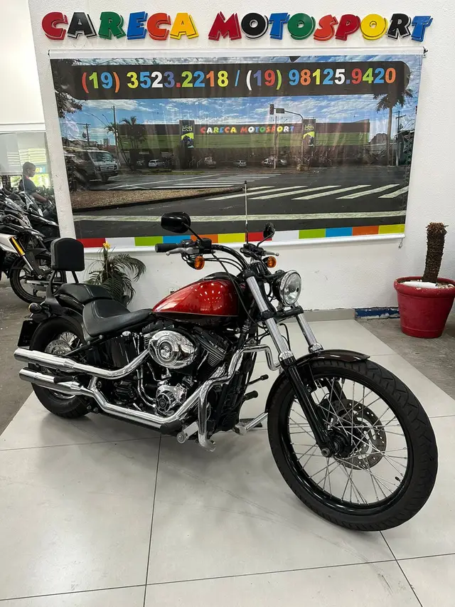 Carro Harley-Davidson Softail 2013 Blackline