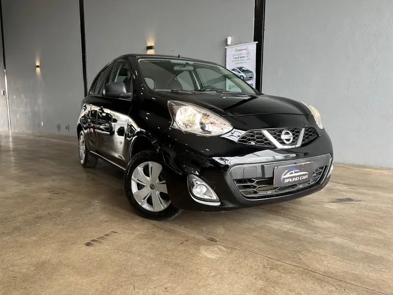 Nissan March 1.0 12V SV (Flex)