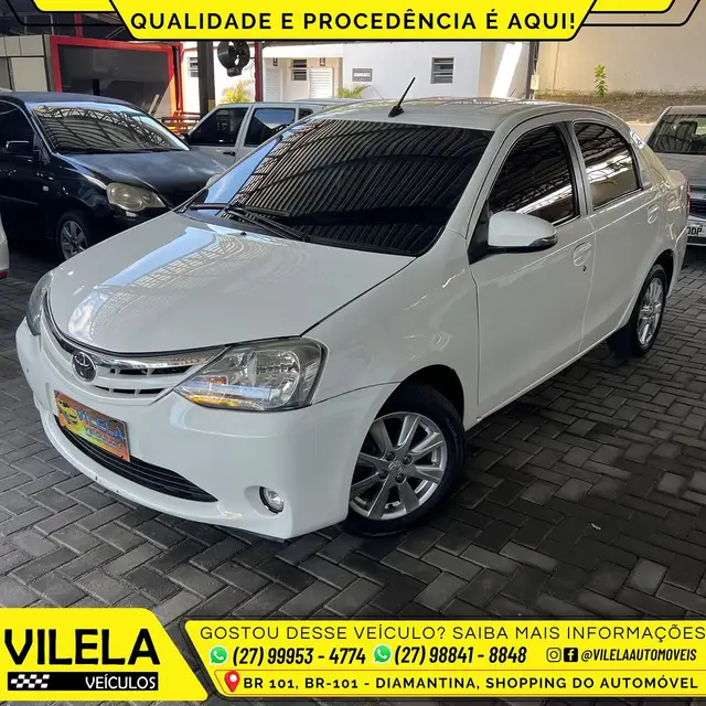 Carro Toyota Etios Sedan 2017 XLS 1.5 (Flex)