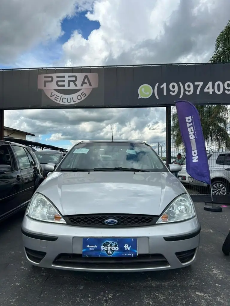Ford Focus Sedan 1.6 Flex FC