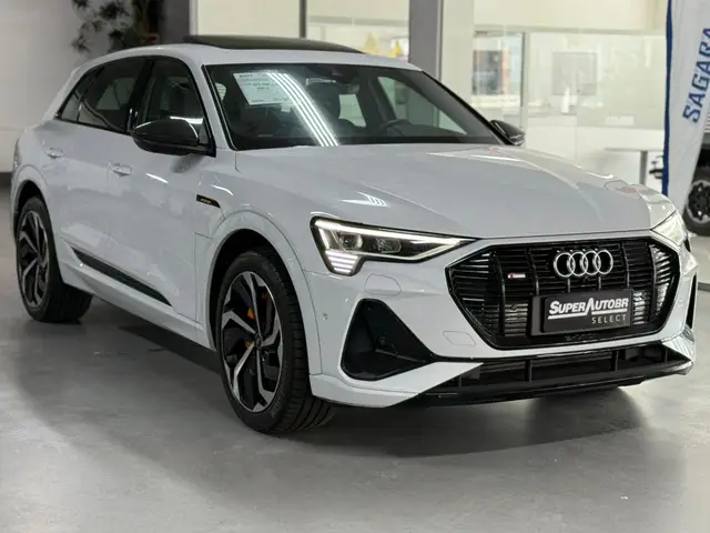 Carro Audi e-tron 2022 Performance Quattro (Aut)