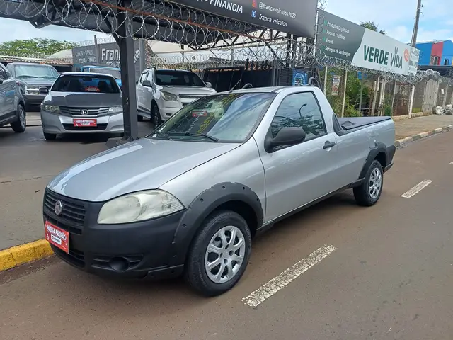 Carro Fiat Strada 2013 Working 1.4 (Flex)