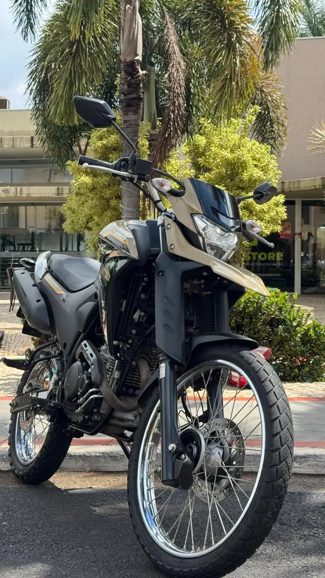 Carro Yamaha XTZ 250 Lander 2023 ABS