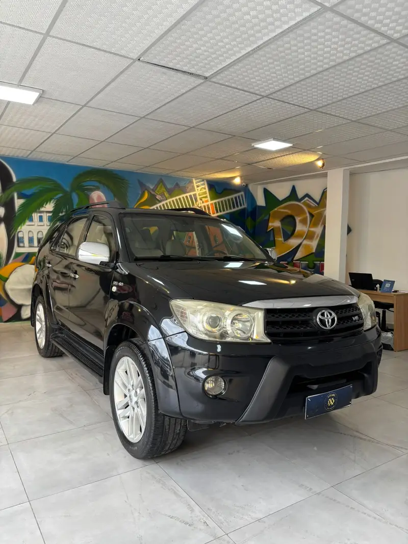 Toyota Hilux SW4 SRV 4x4 4.0 V6 24V (aut)