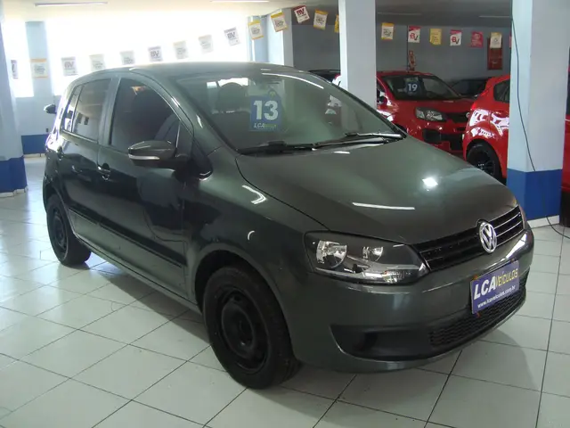 Carro Volkswagen Fox 2013 1.6 VHT (Flex)