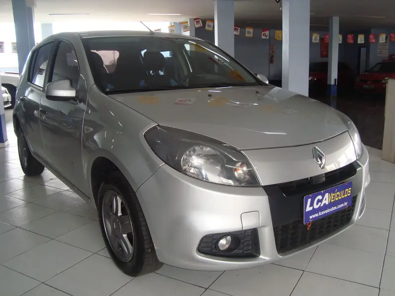 Renault Sandero Expression 1.0 16V (flex)