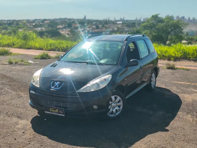 Carro Peugeot 207 SW 2011 XR S 1.4 8V (flex)