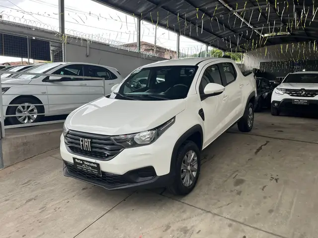 Carro Fiat Strada 2023 Freedom 1.3 CD (Flex)
