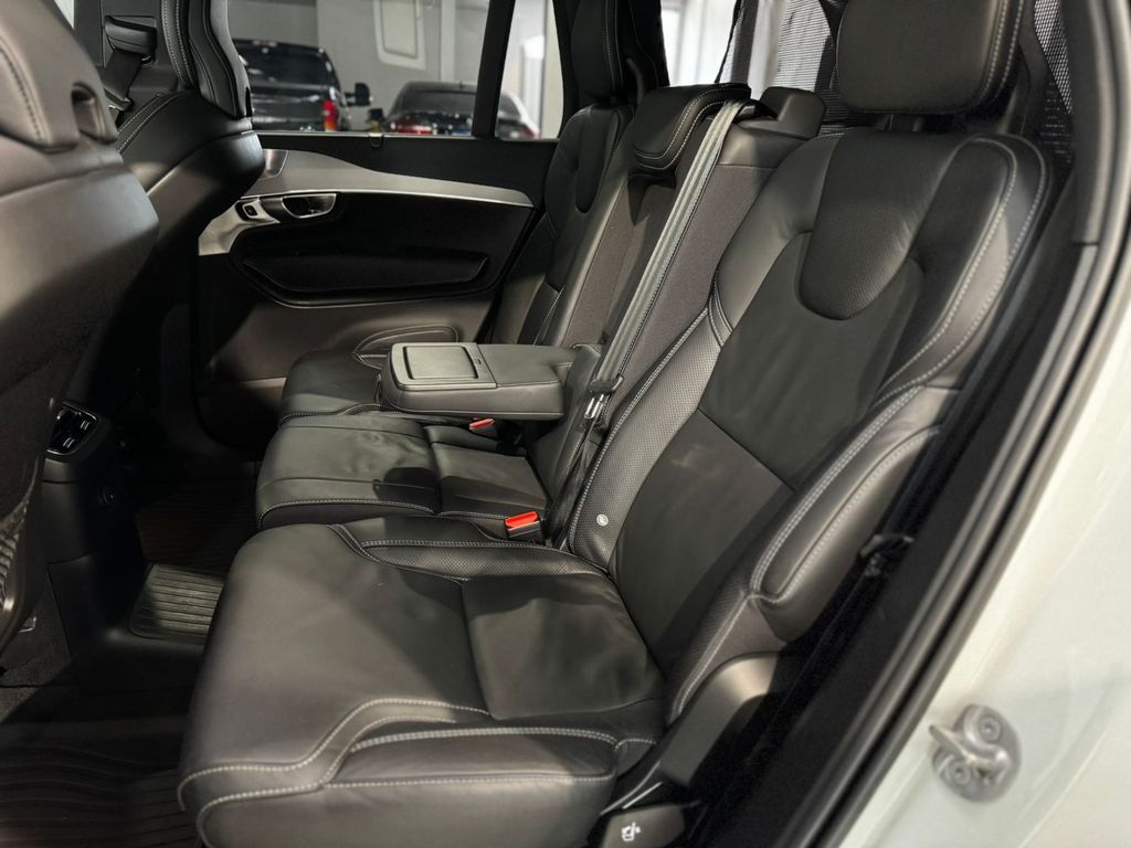 XC90 Recharge Ultimate Dark 2.0