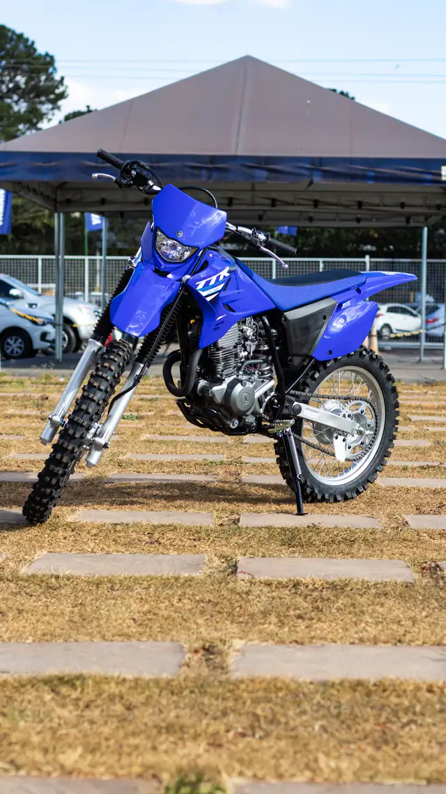 Carro Yamaha TT-R 230 2025 223 cc