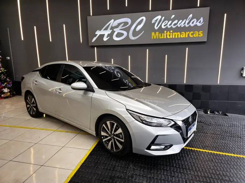 Nissan Advance 2.0 16V Aut.