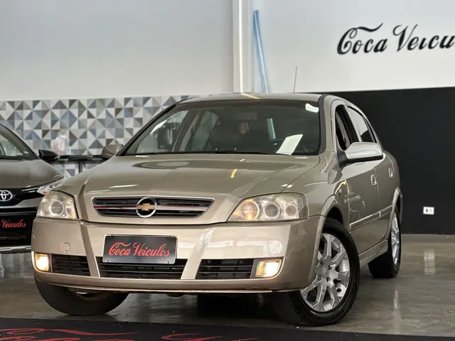 Carro Chevrolet Astra Hatch 2011 Advantage 2.0 (Flex)